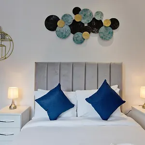 https://imperial-liverpool-street-apartments.cambridgehotelsuk.com